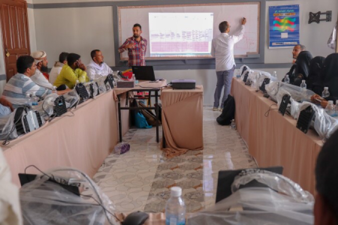 Inauguration of the training course for health workers in Al-Ghaydah district in Al-Mahra